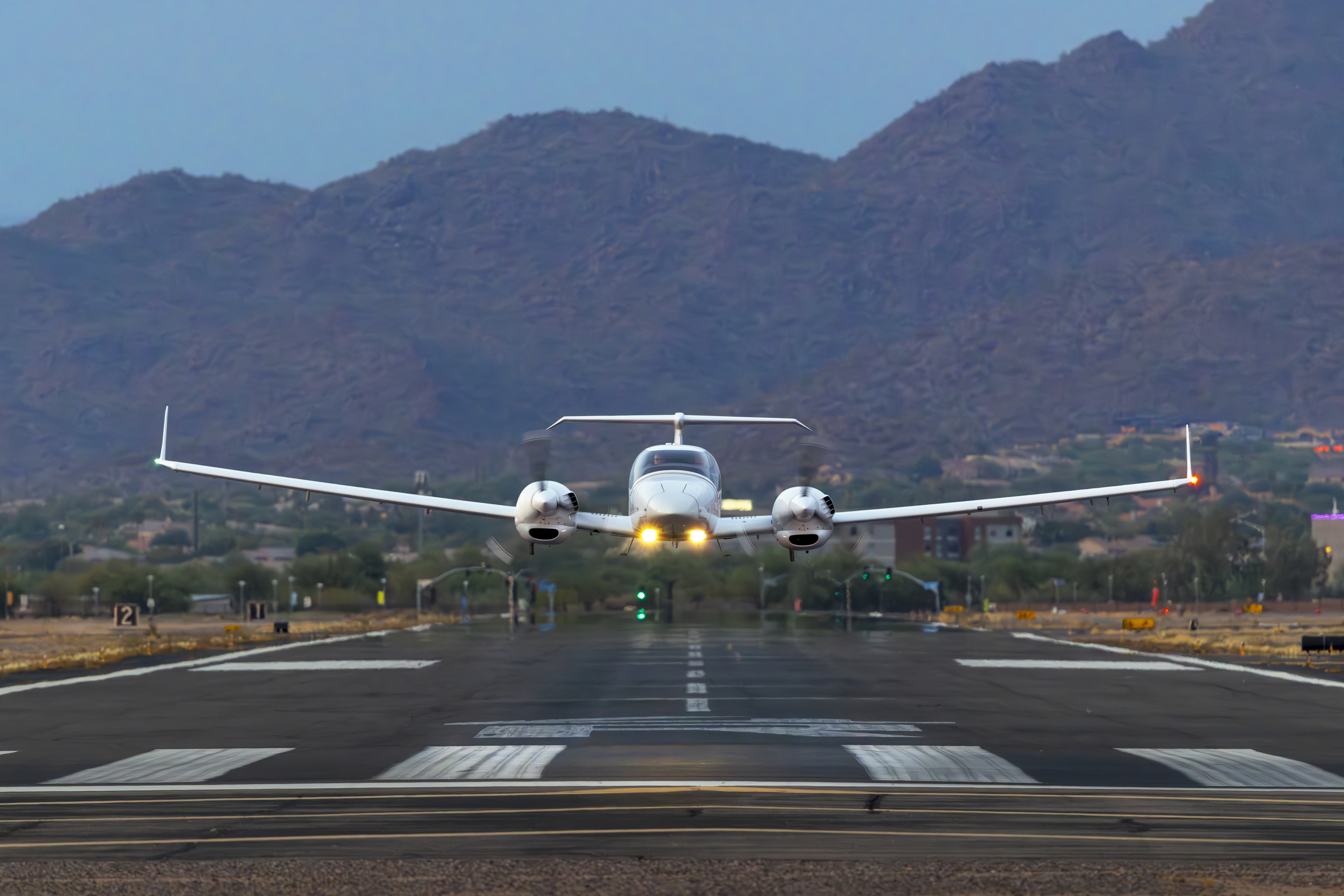 diamond DA42 training aircraft